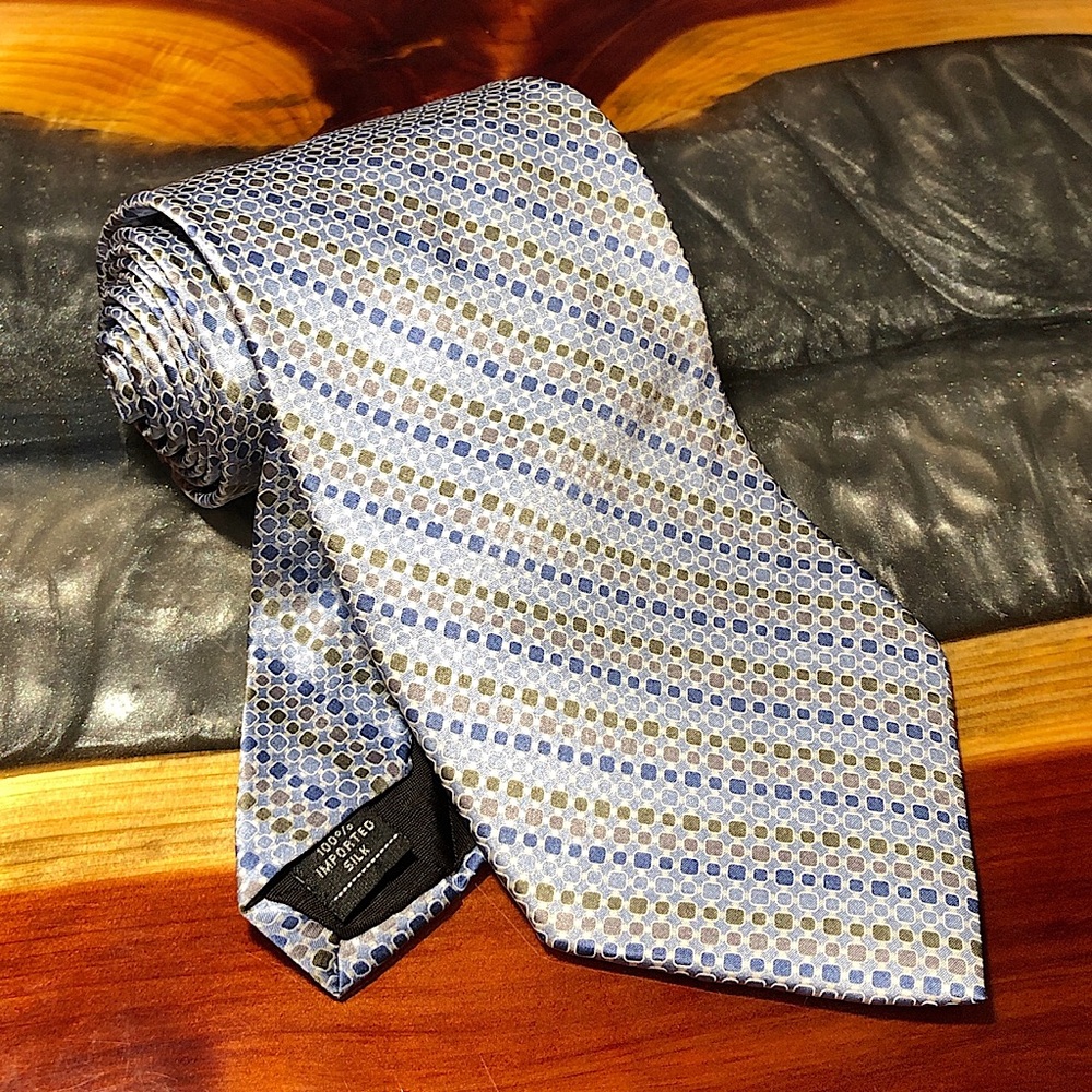 Men’s Silk Arrow Tie